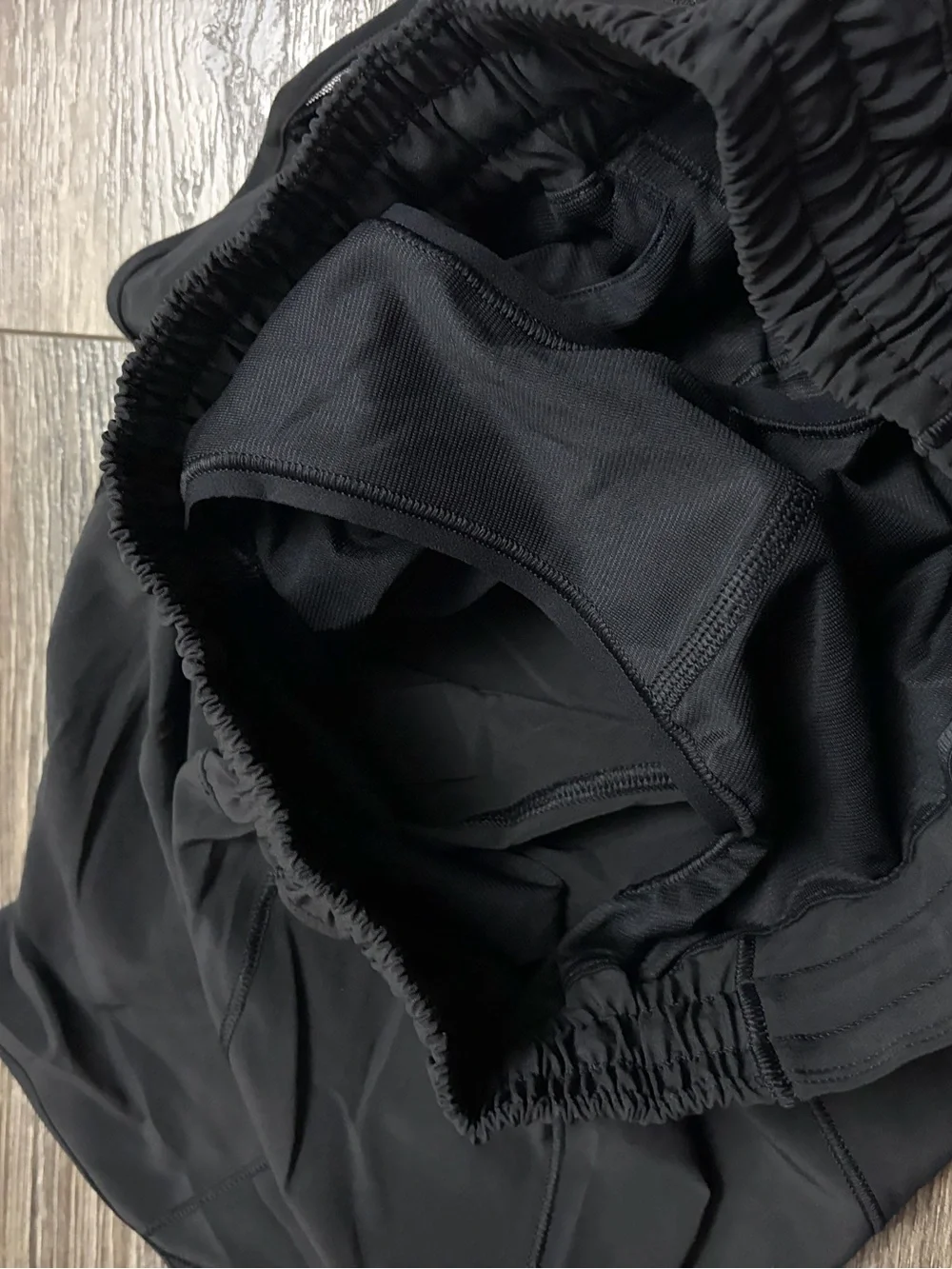 NWT Lululemon Hotty Hot Short *LR 4